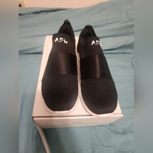 APL Sneakers